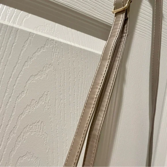 Anthropologie Lindy Woven Clutch - Picture 9 of 12